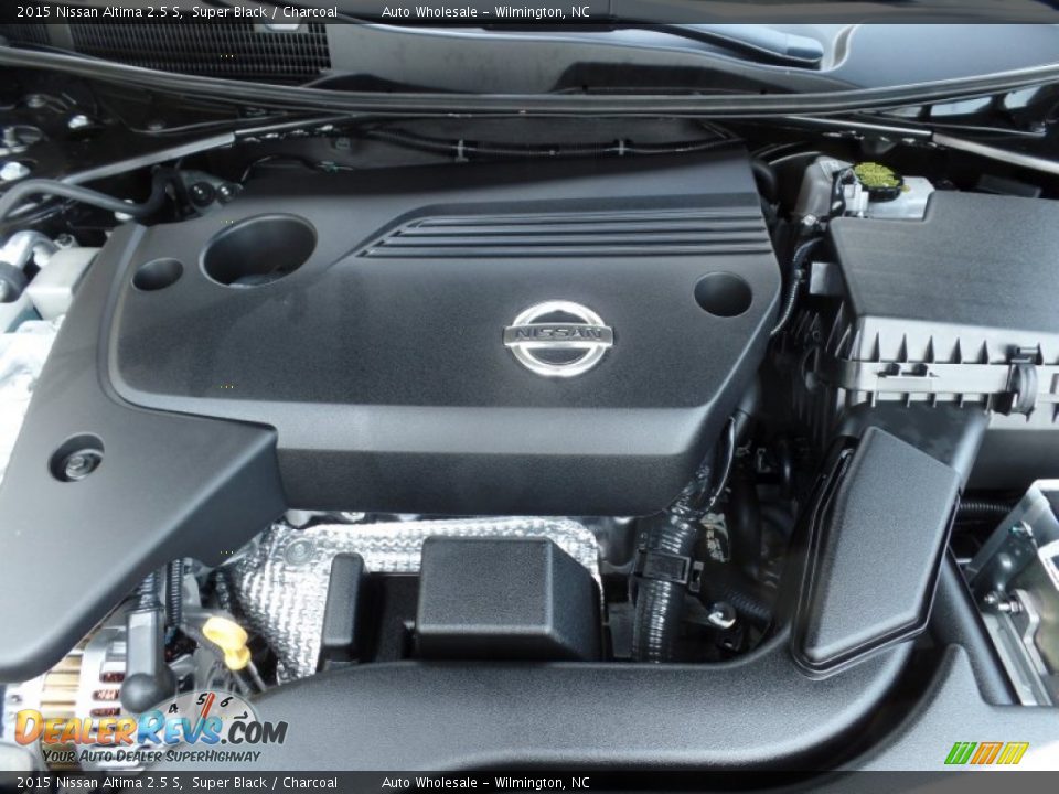 2015 Nissan Altima 2.5 S Super Black / Charcoal Photo #6