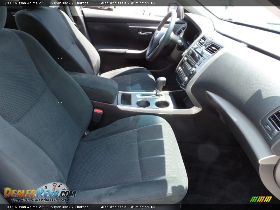 2015 Nissan Altima 2.5 S Super Black / Charcoal Photo #13