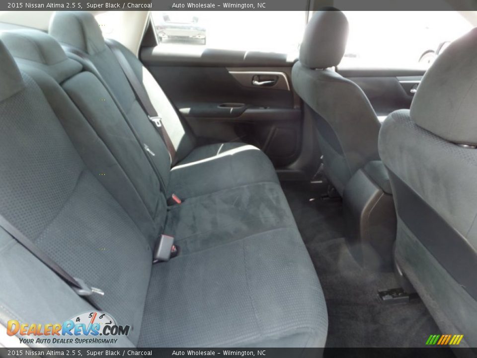 2015 Nissan Altima 2.5 S Super Black / Charcoal Photo #14