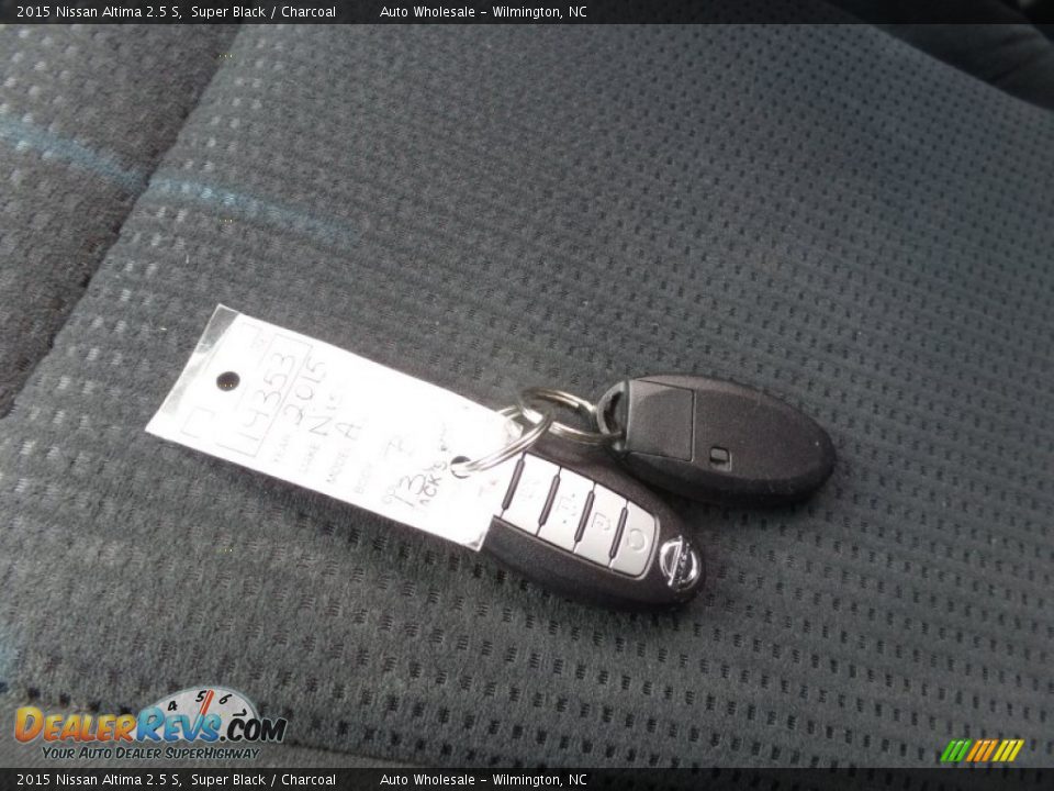 2015 Nissan Altima 2.5 S Super Black / Charcoal Photo #20