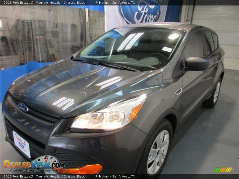 2016 Ford Escape S Magnetic Metallic / Charcoal Black Photo #3