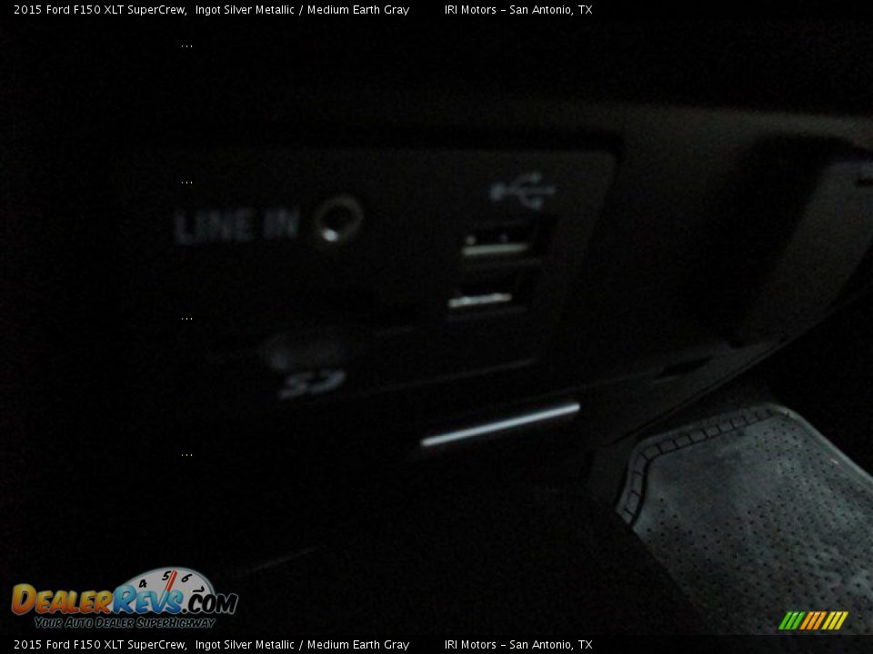 2015 Ford F150 XLT SuperCrew Ingot Silver Metallic / Medium Earth Gray Photo #16