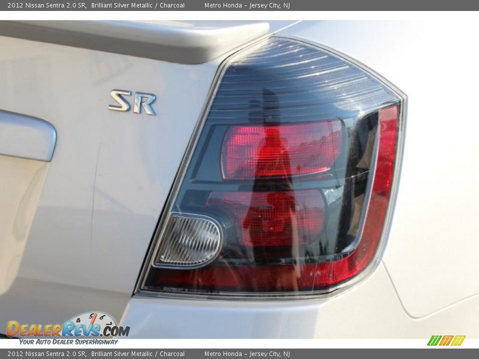 2012 Nissan Sentra 2.0 SR Brilliant Silver Metallic / Charcoal Photo #19