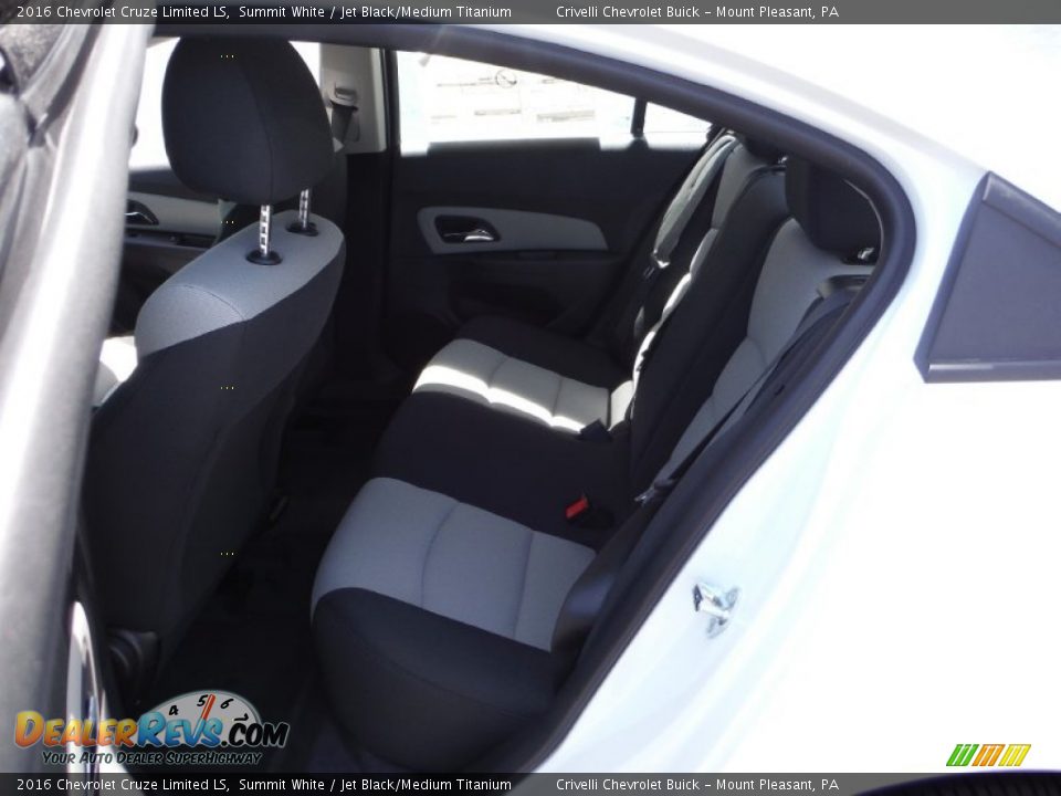 2016 Chevrolet Cruze Limited LS Summit White / Jet Black/Medium Titanium Photo #18