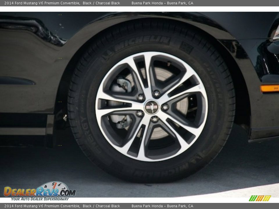 2014 Ford Mustang V6 Premium Convertible Black / Charcoal Black Photo #25