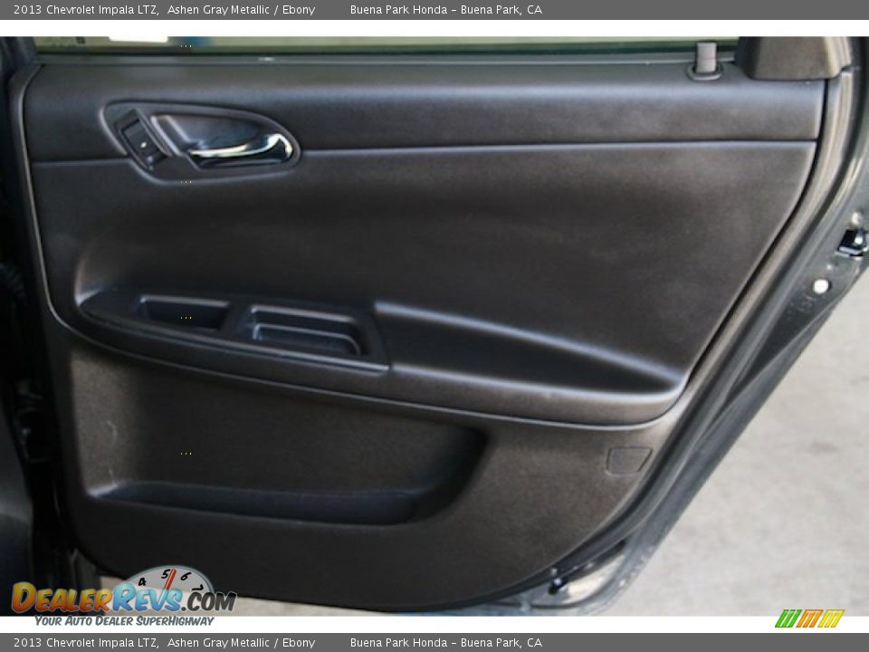 2013 Chevrolet Impala LTZ Ashen Gray Metallic / Ebony Photo #23