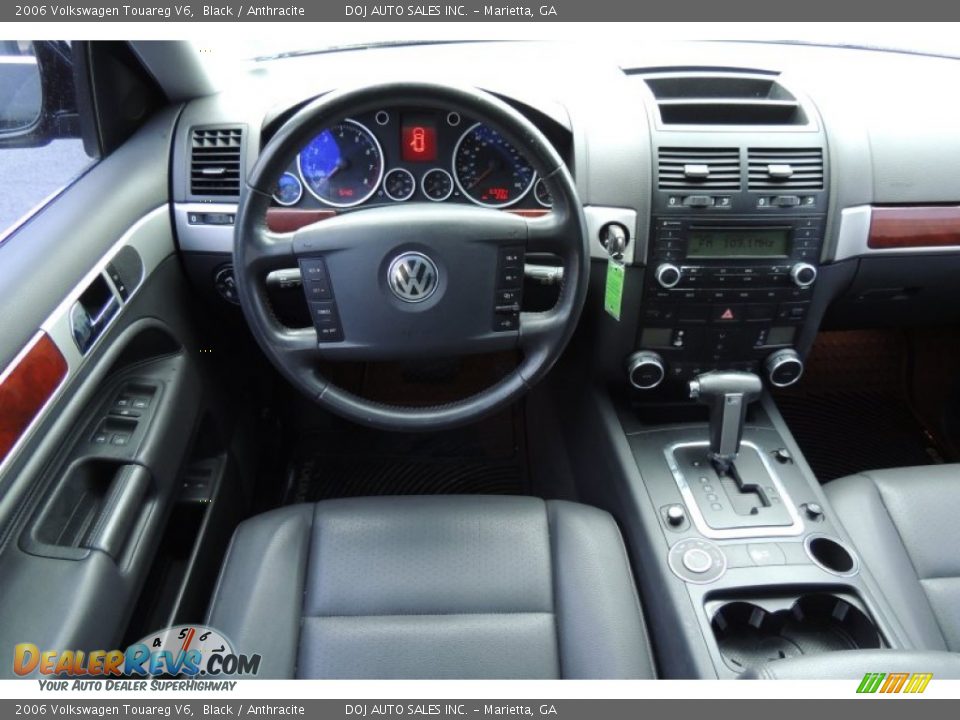 2006 Volkswagen Touareg V6 Black / Anthracite Photo #19