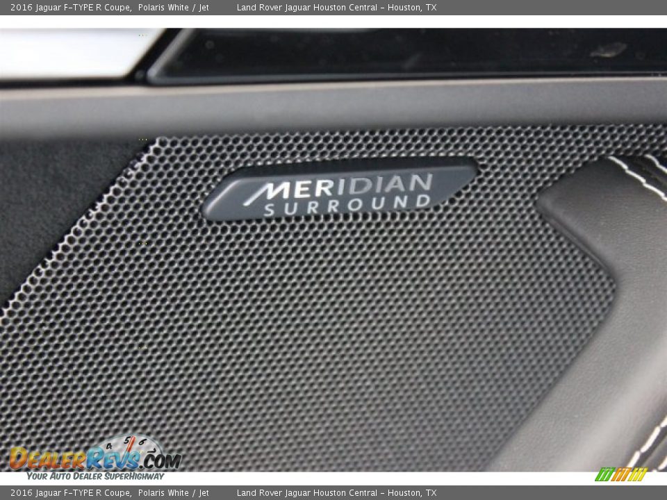 Audio System of 2016 Jaguar F-TYPE R Coupe Photo #15
