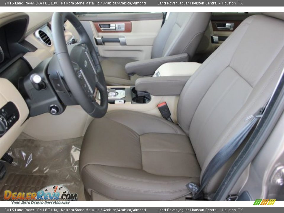 Front Seat of 2016 Land Rover LR4 HSE LUX Photo #16