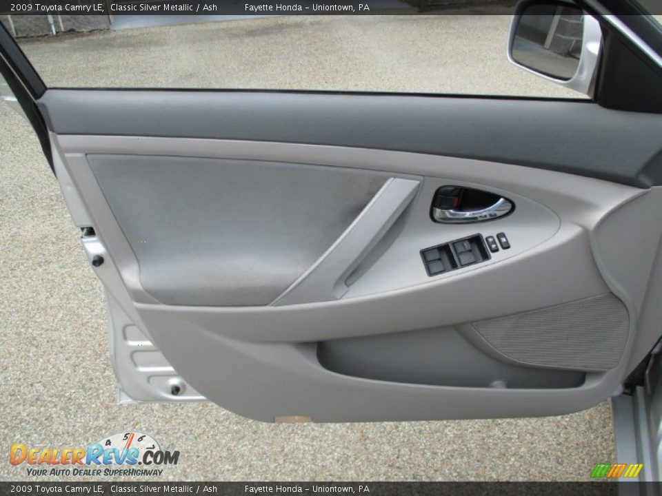2009 Toyota Camry LE Classic Silver Metallic / Ash Photo #6