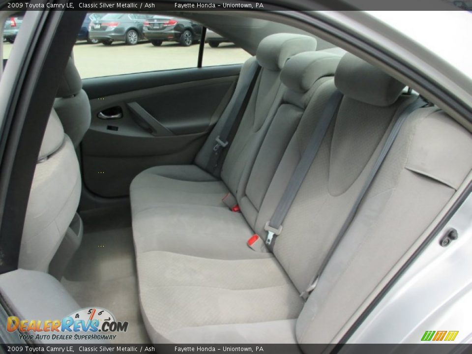 2009 Toyota Camry LE Classic Silver Metallic / Ash Photo #8