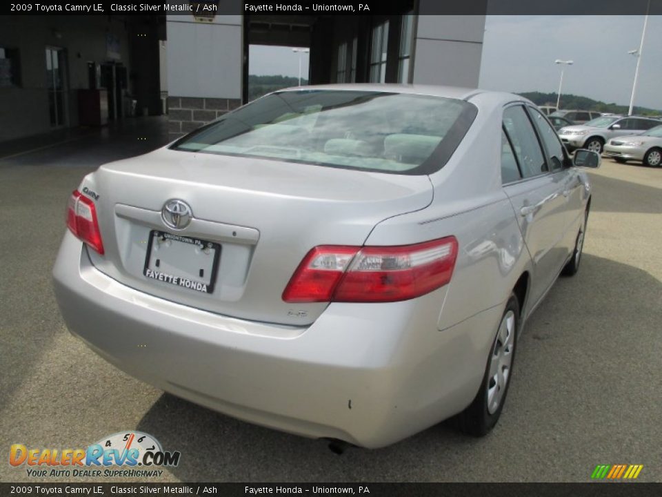 2009 Toyota Camry LE Classic Silver Metallic / Ash Photo #18