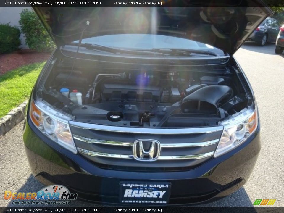 2013 Honda Odyssey EX-L Crystal Black Pearl / Truffle Photo #22