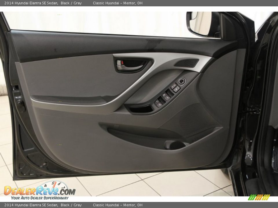 2014 Hyundai Elantra SE Sedan Black / Gray Photo #4