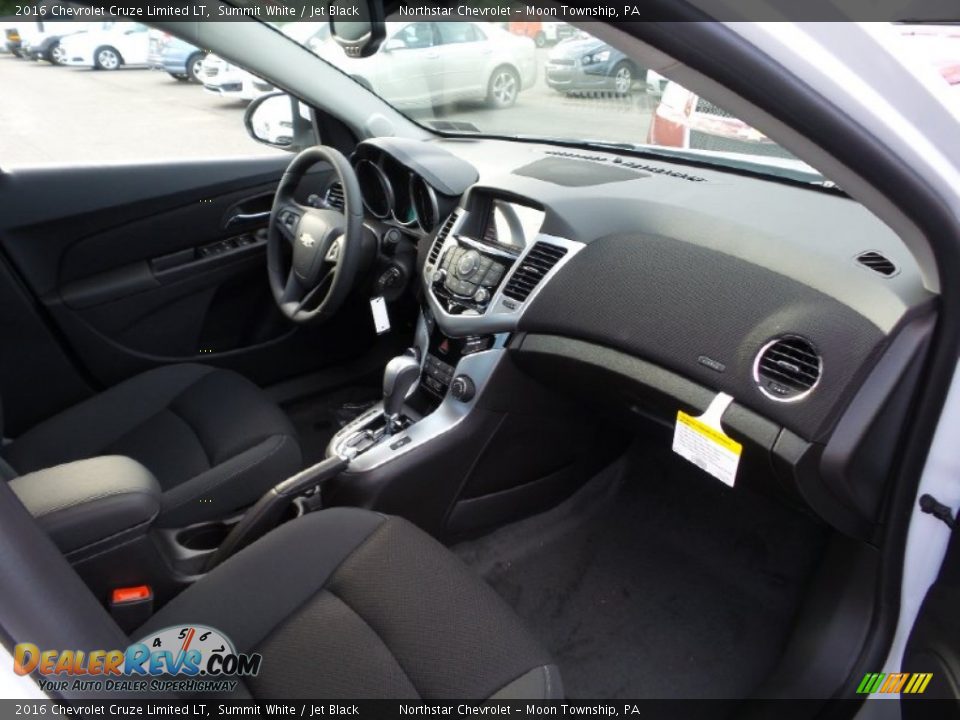 2016 Chevrolet Cruze Limited LT Summit White / Jet Black Photo #5