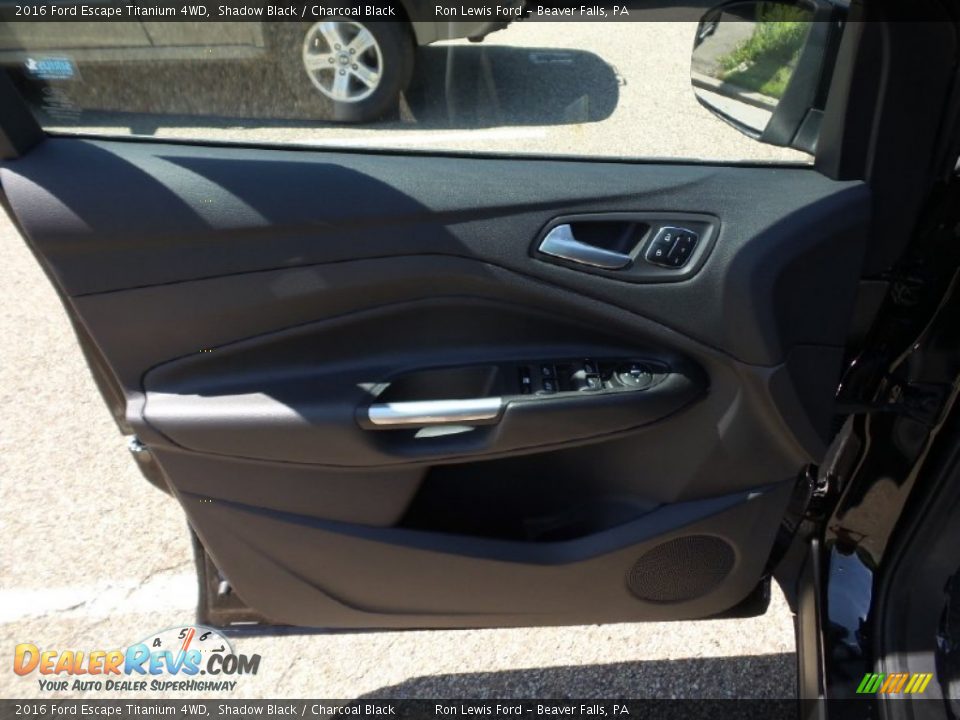 2016 Ford Escape Titanium 4WD Shadow Black / Charcoal Black Photo #15
