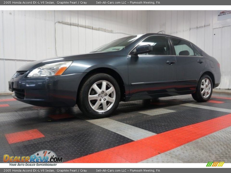 2005 Honda Accord EX-L V6 Sedan Graphite Pearl / Gray Photo #2
