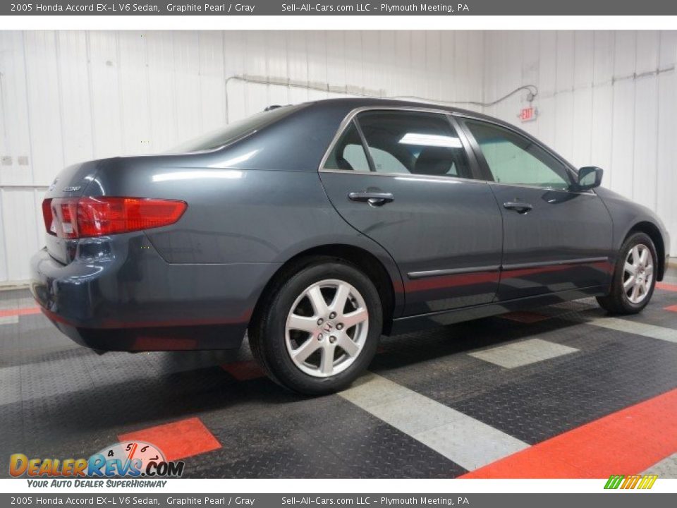 2005 Honda Accord EX-L V6 Sedan Graphite Pearl / Gray Photo #7