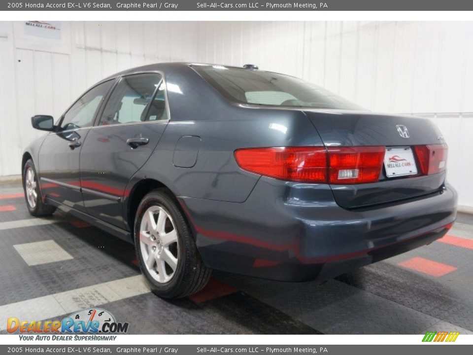2005 Honda Accord EX-L V6 Sedan Graphite Pearl / Gray Photo #10