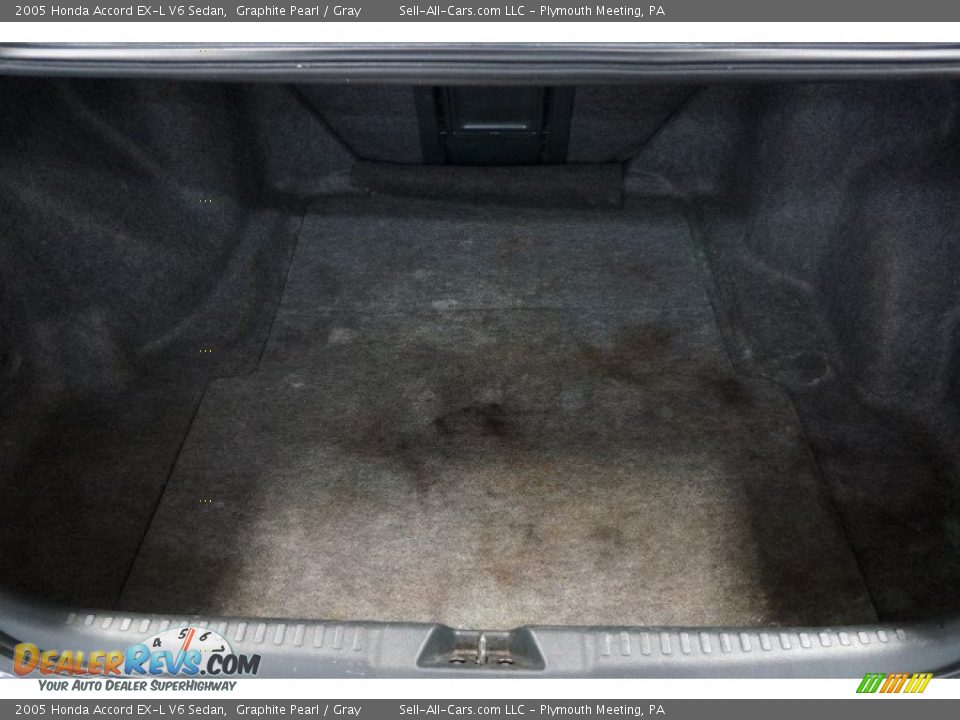 2005 Honda Accord EX-L V6 Sedan Graphite Pearl / Gray Photo #18