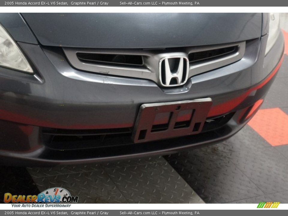 2005 Honda Accord EX-L V6 Sedan Graphite Pearl / Gray Photo #33