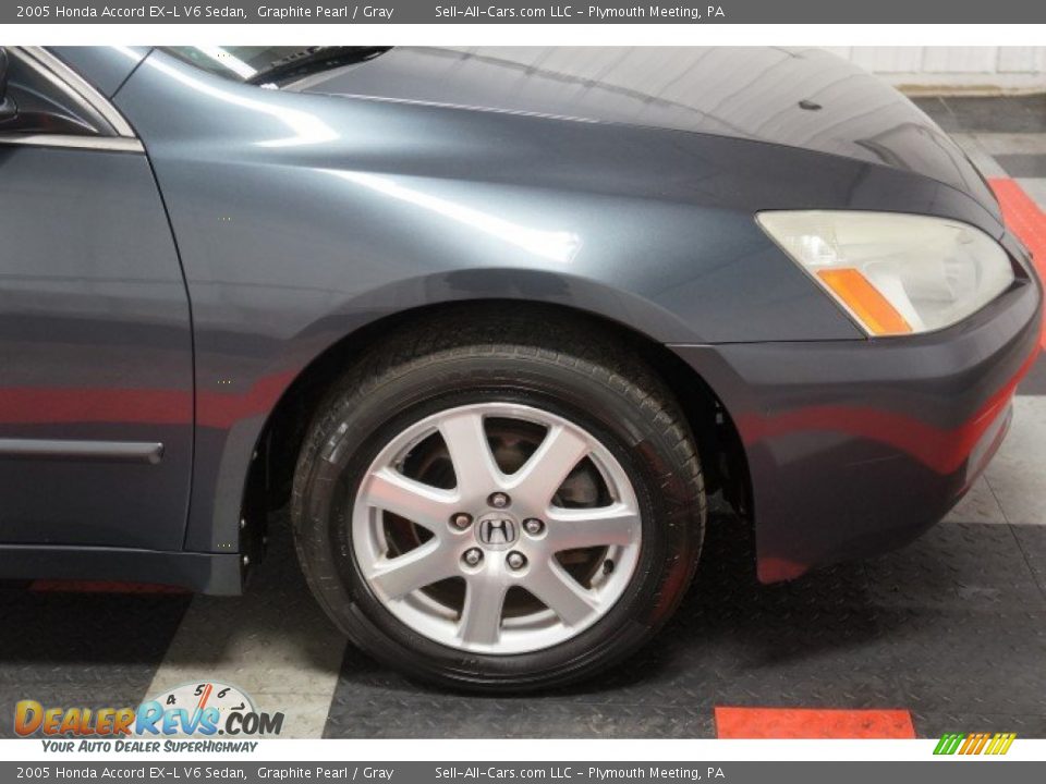 2005 Honda Accord EX-L V6 Sedan Graphite Pearl / Gray Photo #35