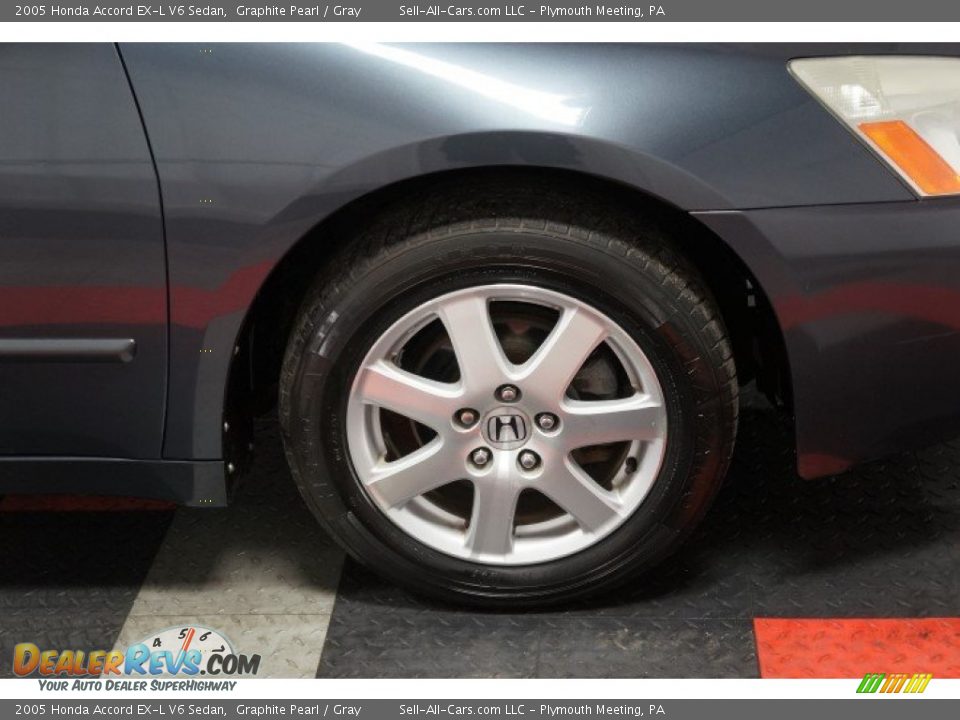 2005 Honda Accord EX-L V6 Sedan Graphite Pearl / Gray Photo #36