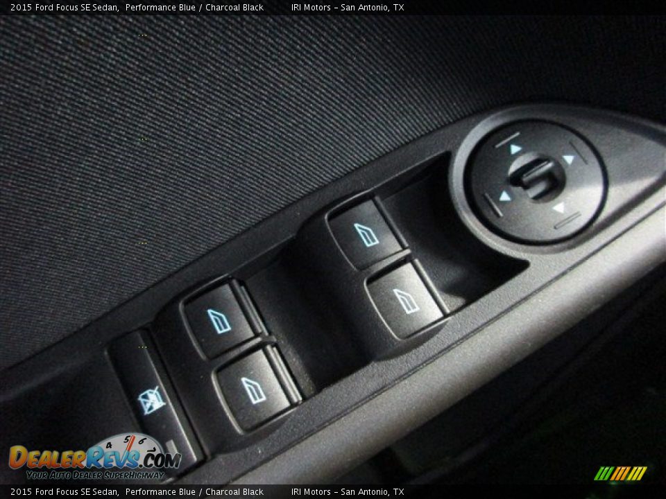 2015 Ford Focus SE Sedan Performance Blue / Charcoal Black Photo #22