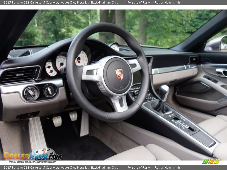 Dashboard of 2015 Porsche 911 Carrera 4S Cabriolet Photo #15