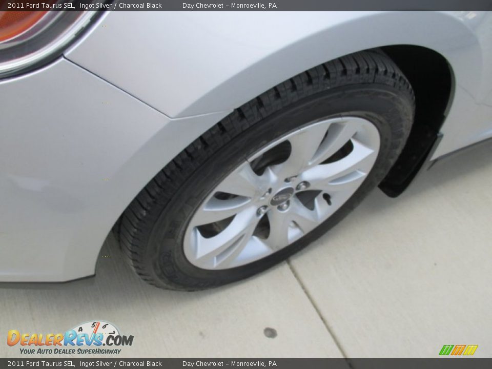 2011 Ford Taurus SEL Ingot Silver / Charcoal Black Photo #11