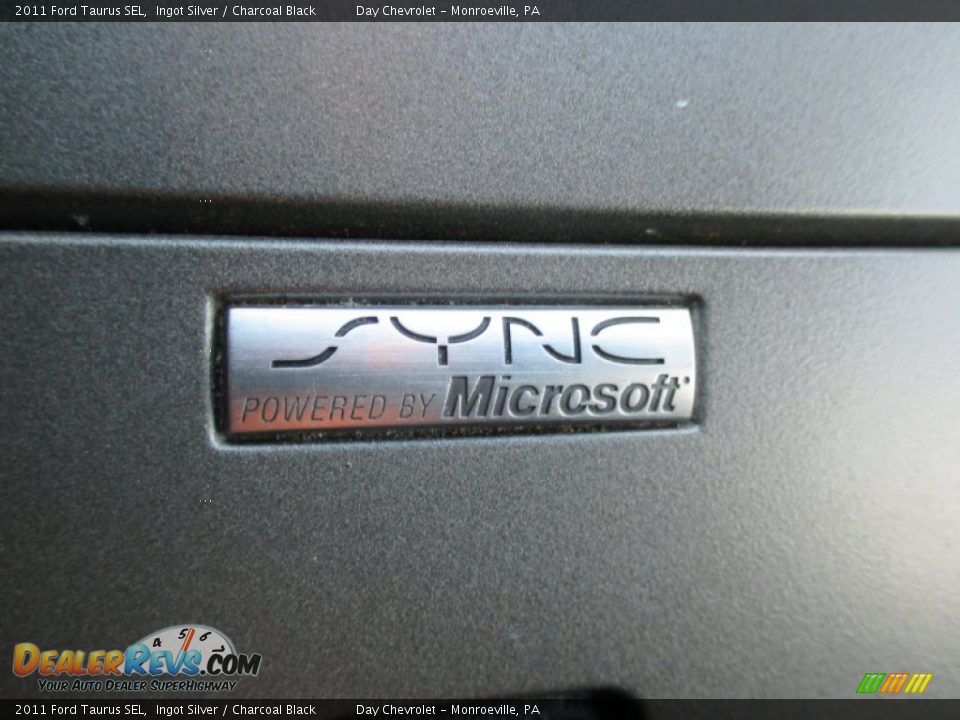 2011 Ford Taurus SEL Ingot Silver / Charcoal Black Photo #25