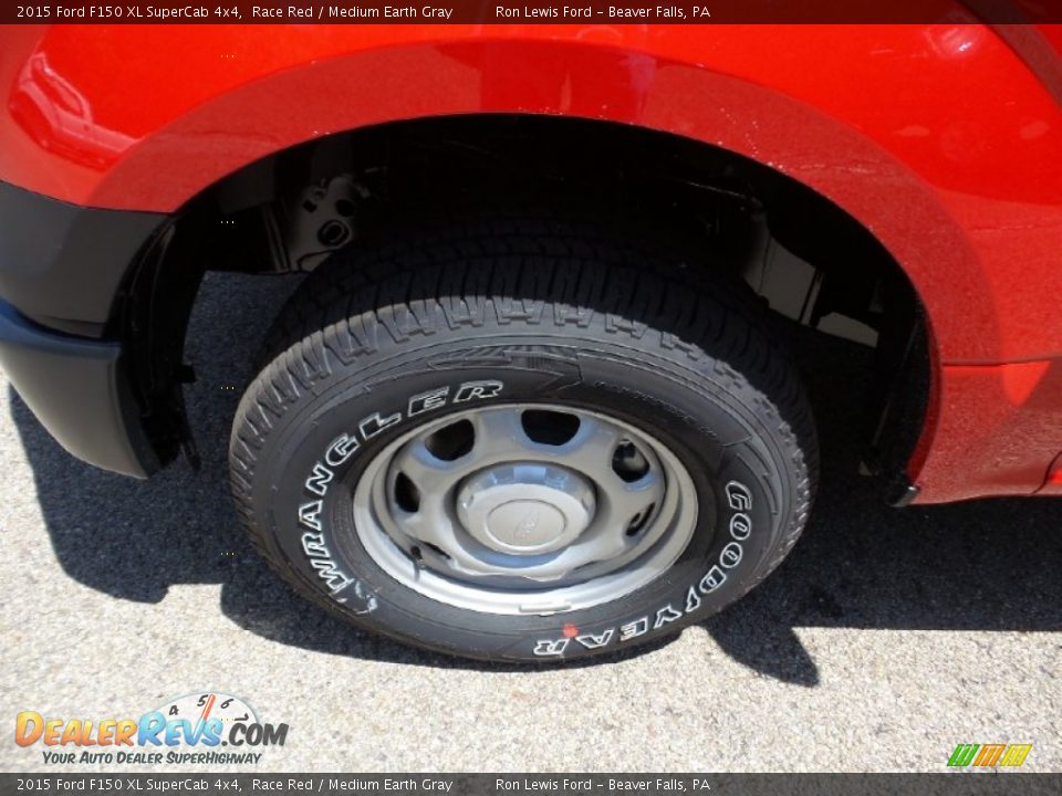 2015 Ford F150 XL SuperCab 4x4 Race Red / Medium Earth Gray Photo #10