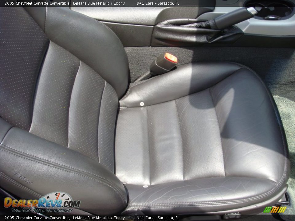 2005 Chevrolet Corvette Convertible LeMans Blue Metallic / Ebony Photo #19