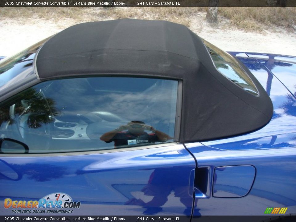 2005 Chevrolet Corvette Convertible LeMans Blue Metallic / Ebony Photo #32