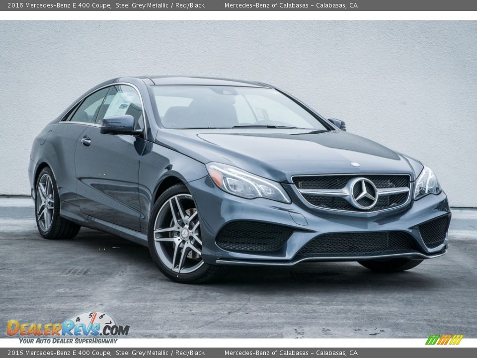 Front 3/4 View of 2016 Mercedes-Benz E 400 Coupe Photo #10