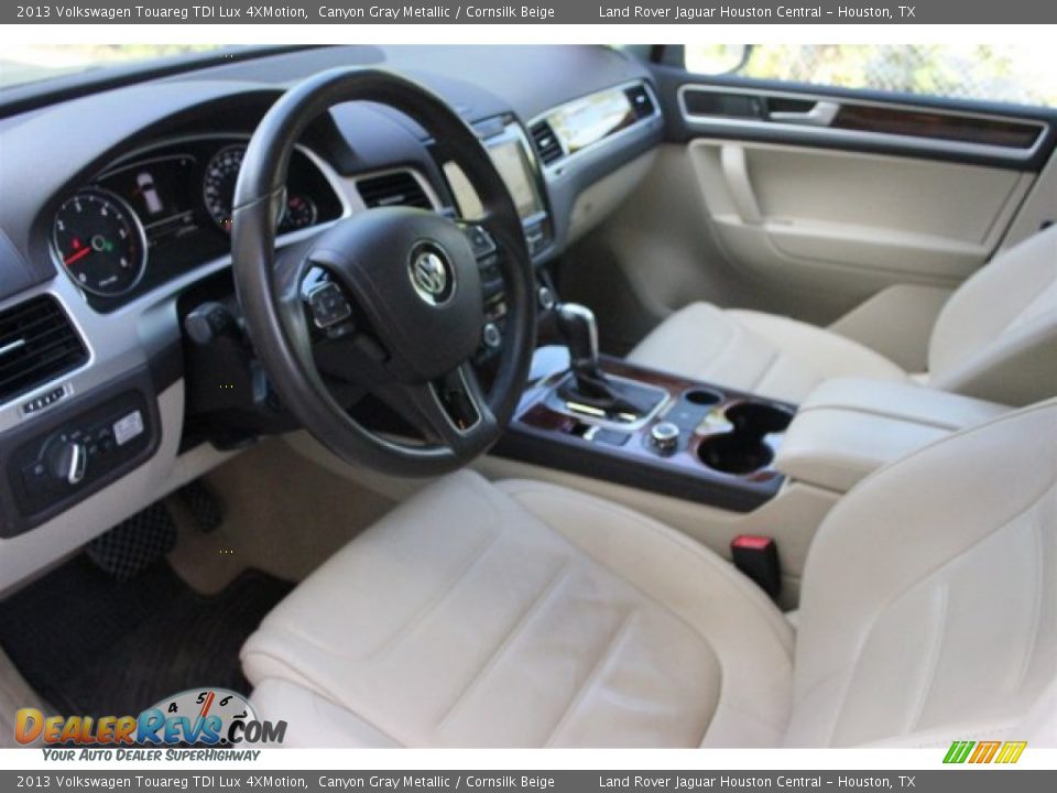 2013 Volkswagen Touareg TDI Lux 4XMotion Canyon Gray Metallic / Cornsilk Beige Photo #13