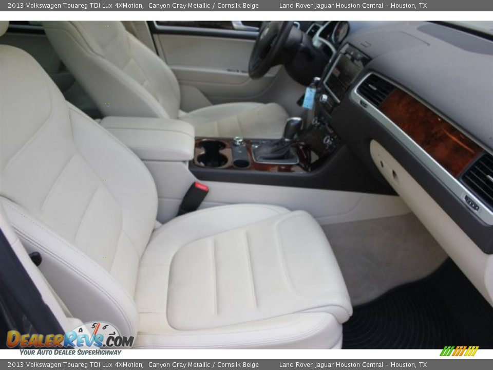 2013 Volkswagen Touareg TDI Lux 4XMotion Canyon Gray Metallic / Cornsilk Beige Photo #30