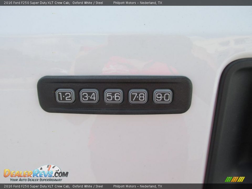 2016 Ford F250 Super Duty XLT Crew Cab Oxford White / Steel Photo #14