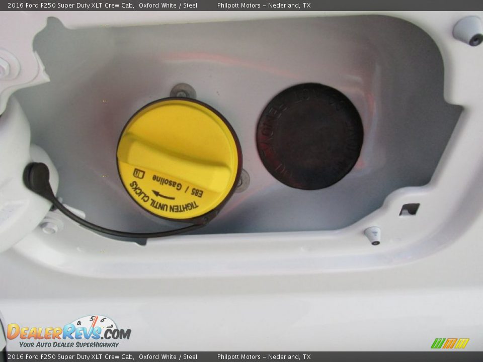 2016 Ford F250 Super Duty XLT Crew Cab Oxford White / Steel Photo #15