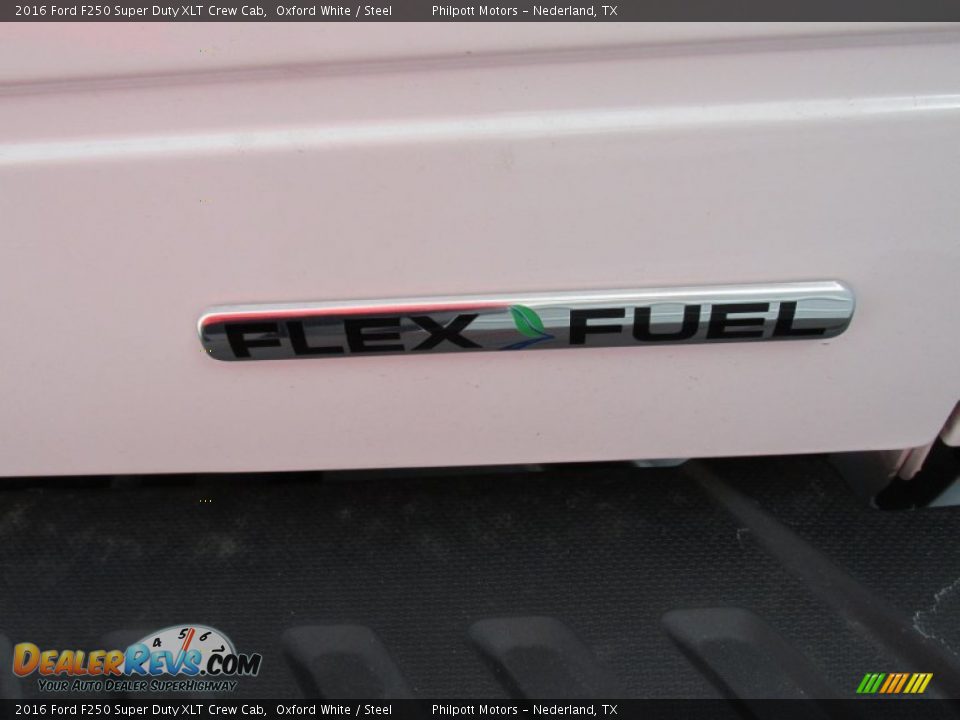 2016 Ford F250 Super Duty XLT Crew Cab Oxford White / Steel Photo #16