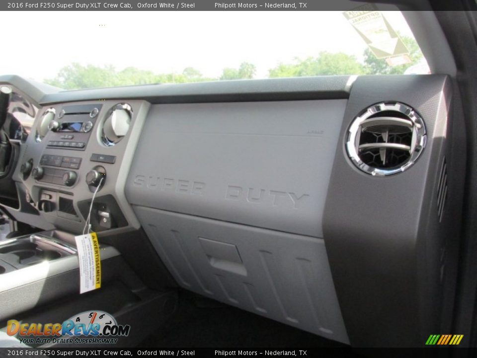 2016 Ford F250 Super Duty XLT Crew Cab Oxford White / Steel Photo #17