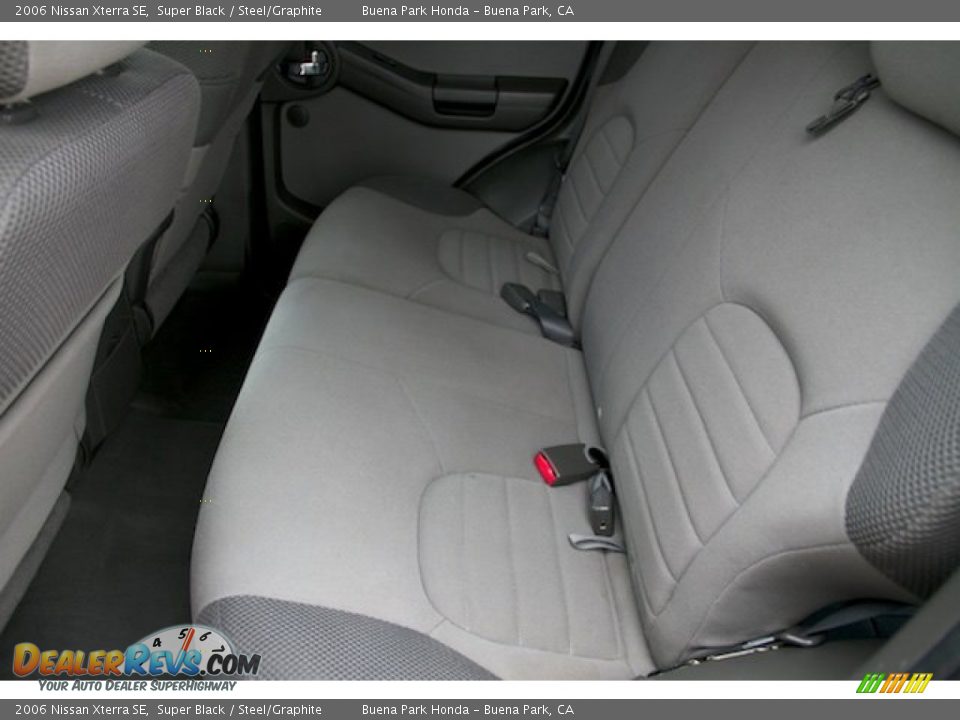 2006 Nissan Xterra SE Super Black / Steel/Graphite Photo #4