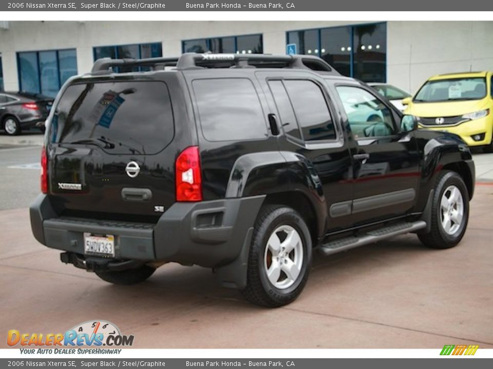 2006 Nissan Xterra SE Super Black / Steel/Graphite Photo #11