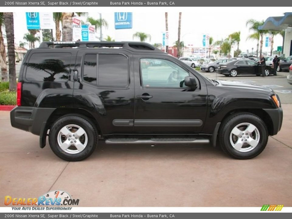 2006 Nissan Xterra SE Super Black / Steel/Graphite Photo #12
