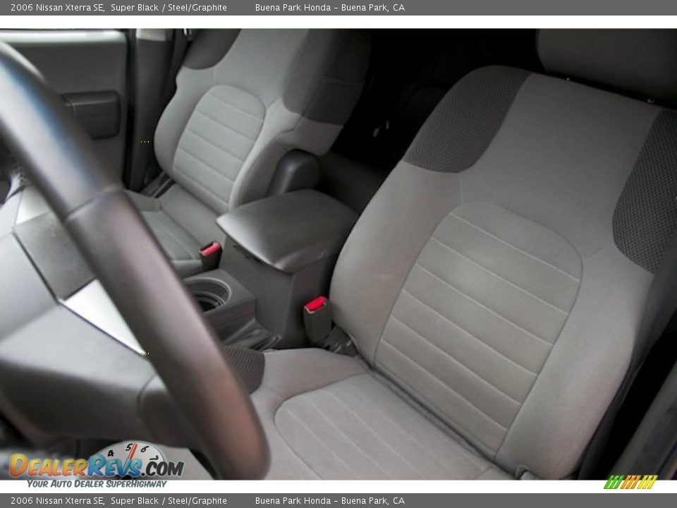 2006 Nissan Xterra SE Super Black / Steel/Graphite Photo #14