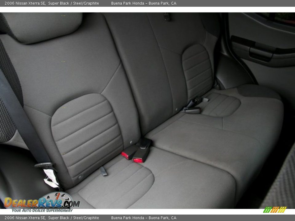 2006 Nissan Xterra SE Super Black / Steel/Graphite Photo #18