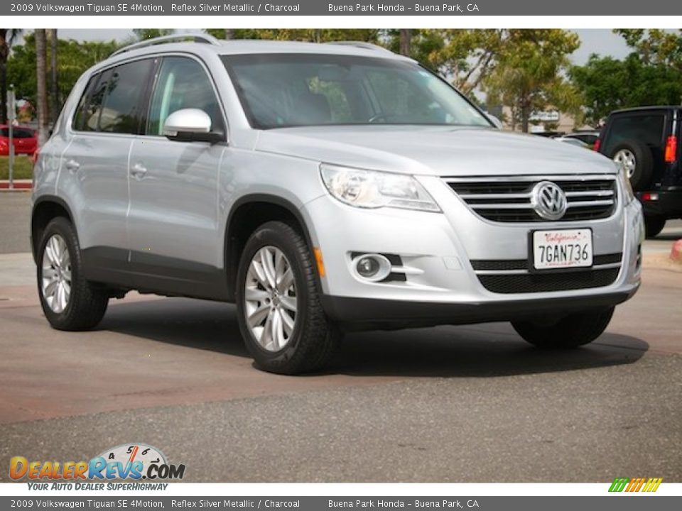 2009 Volkswagen Tiguan SE 4Motion Reflex Silver Metallic / Charcoal Photo #1