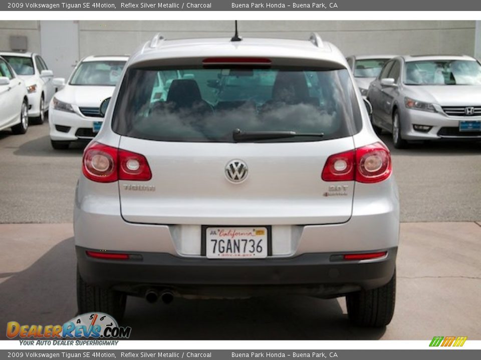 2009 Volkswagen Tiguan SE 4Motion Reflex Silver Metallic / Charcoal Photo #10