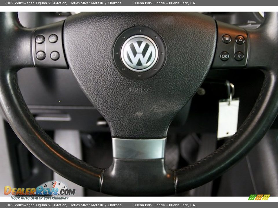 2009 Volkswagen Tiguan SE 4Motion Reflex Silver Metallic / Charcoal Photo #13