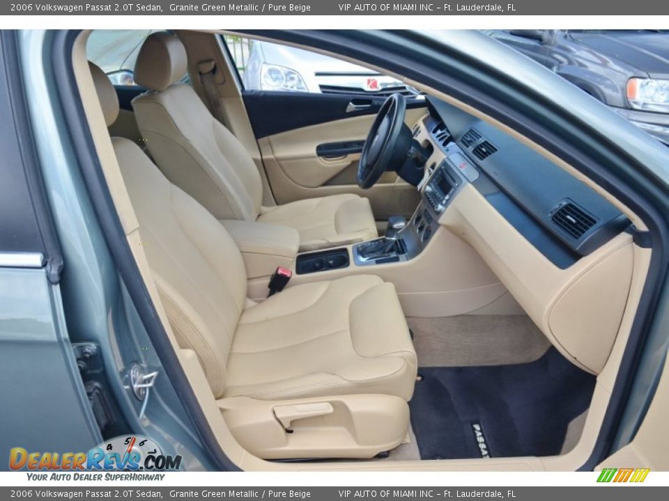 Pure Beige Interior - 2006 Volkswagen Passat 2.0T Sedan Photo #19